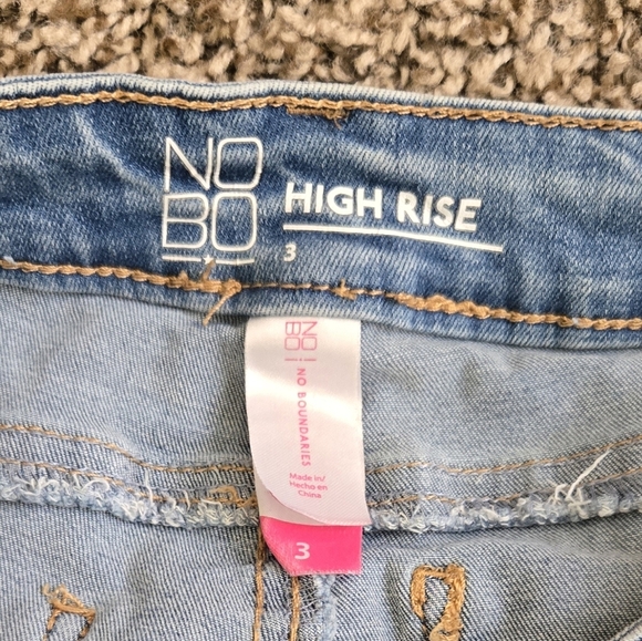 *3/$20 No Boundaries High Rise Button Up Jean Shorts Jr 3 - Picture 3 of 3